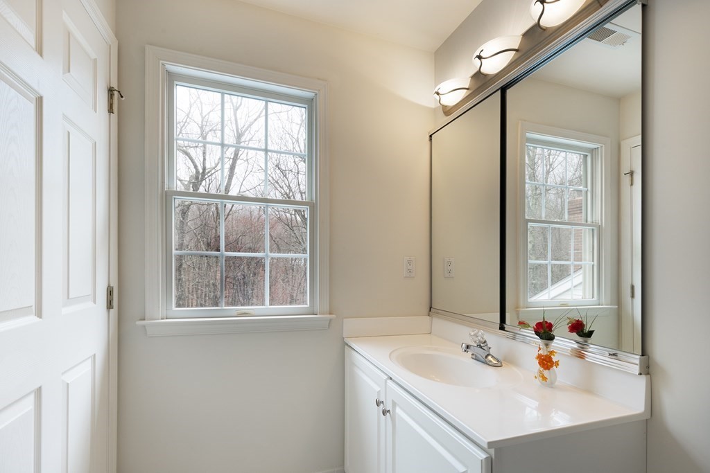 37 Greenwood Road Hopkinton, MA 01748 - Photo 26 of 40 Gallery Image 26