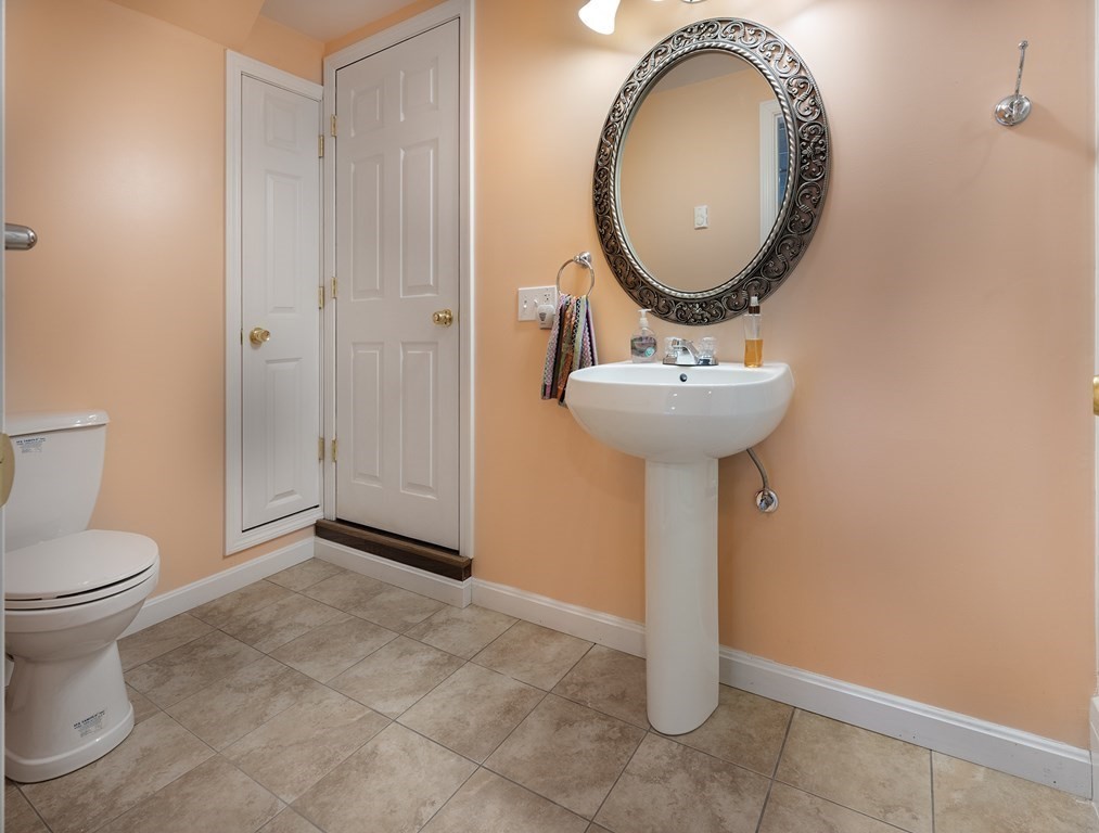 37 Greenwood Road Hopkinton, MA 01748 - Photo 30 of 40 Gallery Image 30