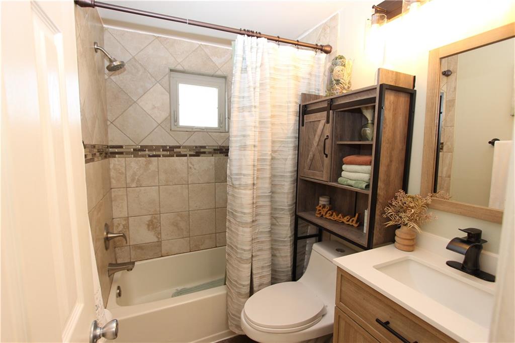217 Barbara Drive McKees Rocks, PA 15136 - Photo 18 of 39 Gallery Image 18