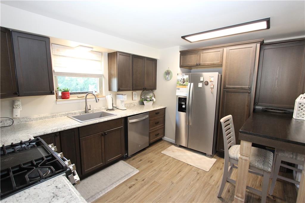 217 Barbara Drive McKees Rocks, PA 15136 - Photo 8 of 39 Gallery Image 8