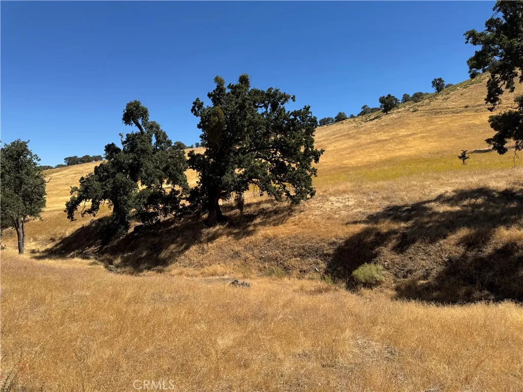 0 Arosa Tehachapi, CA 93561 - Photo 8 of 17 a view of a snow on a snow