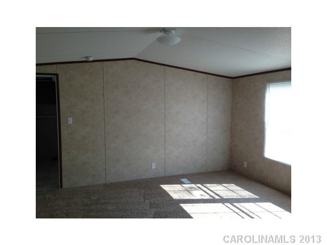 1638 Old Pinckney Road York, SC 29745 - Photo 4 of 16 a picture of a room