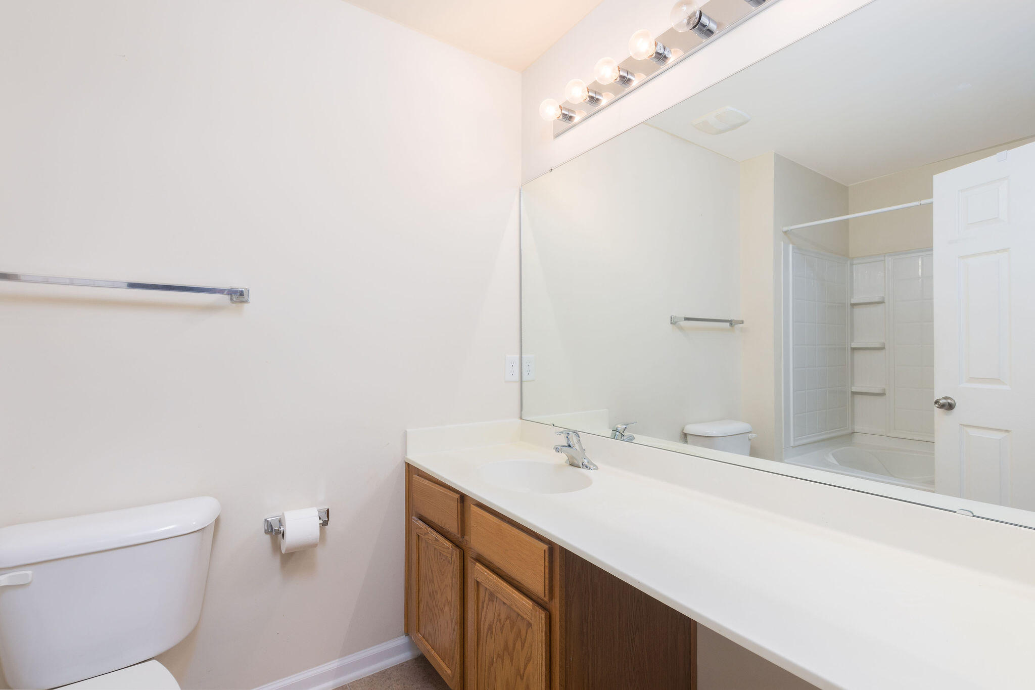 148 Woodward Road Goose Creek, SC 29445 - Photo 17 of 24 Owner Suite