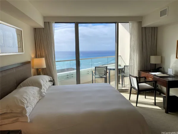 $3,000 | 223 Saratoga Road, Unit 2316, Honolulu, HI 96815