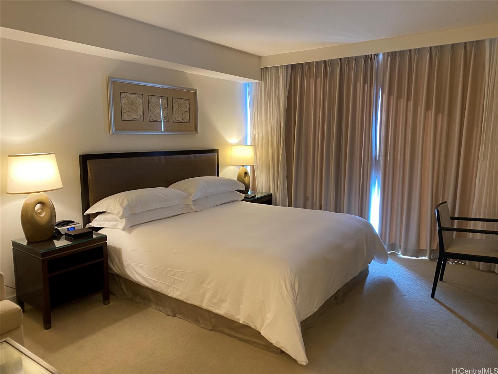223 Saratoga Road, Unit 2316 Honolulu, HI 96815 - Photo 8 of 18 Blackout Drapery