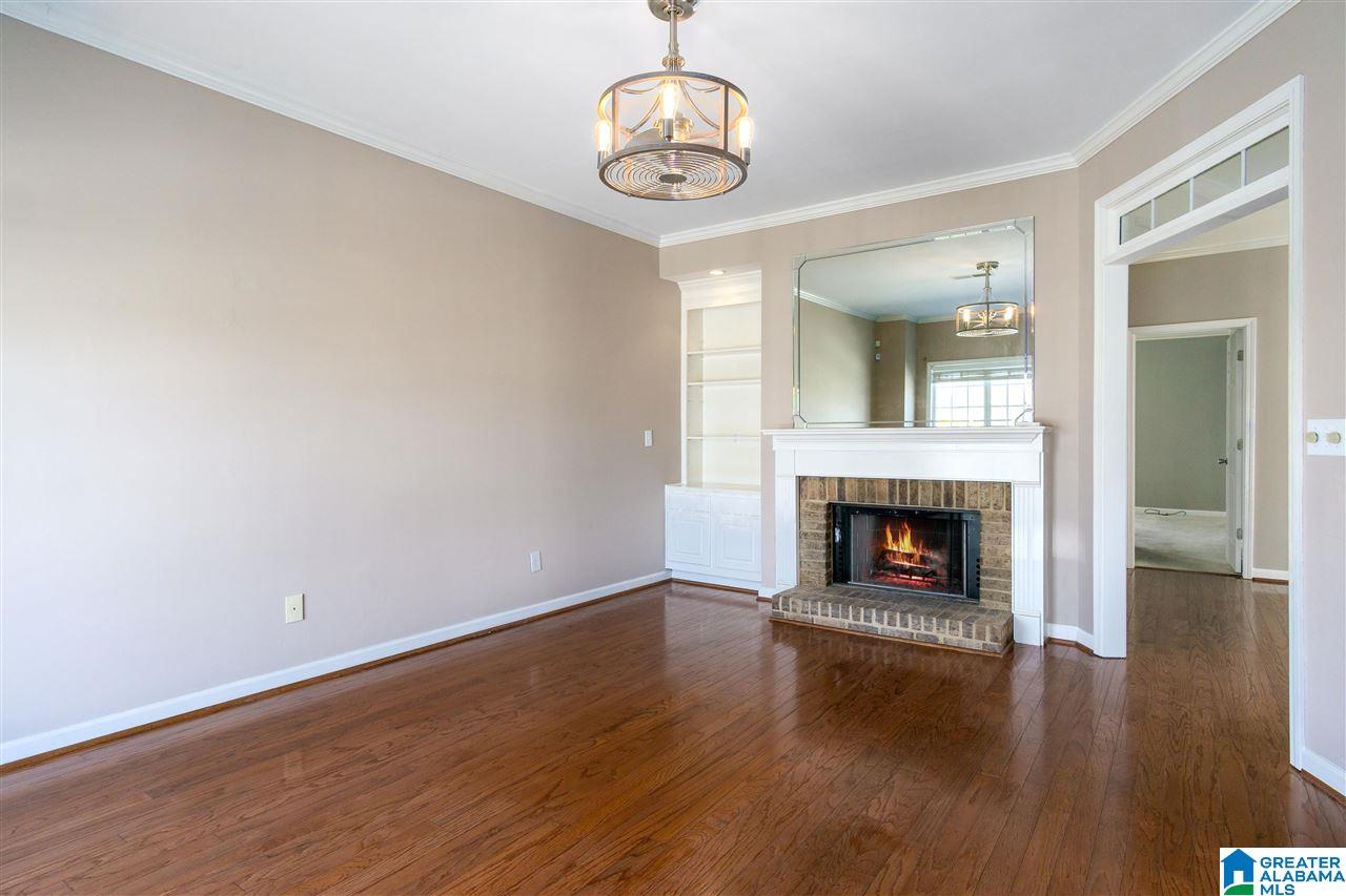 131 Warwick Circle Alabaster, AL 35007 - Photo 3 of 29