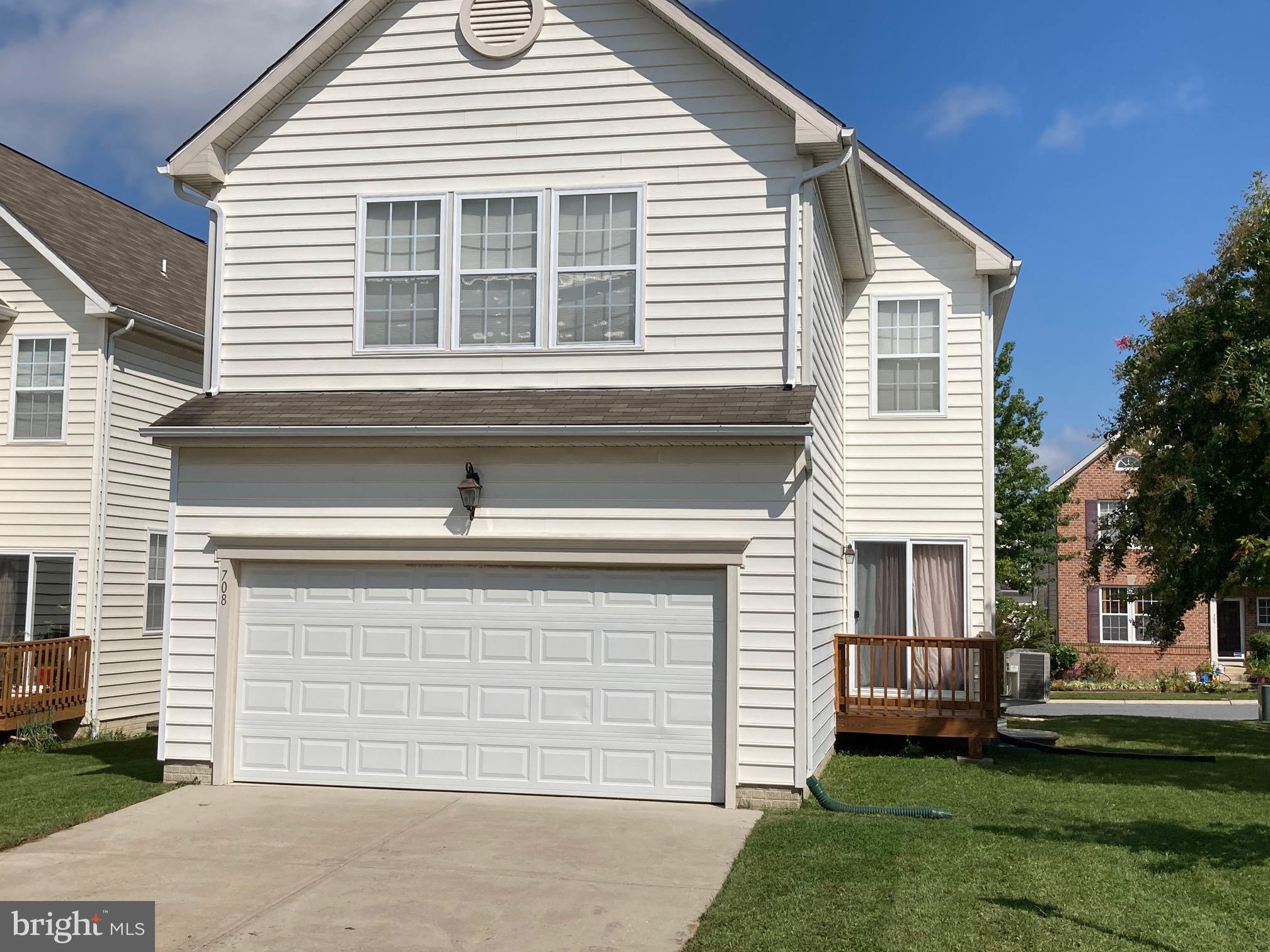 708 MacDill Road Baltimore, MD 21220 - Photo 2 of 34 708 MacDill private 2 car garage in rear