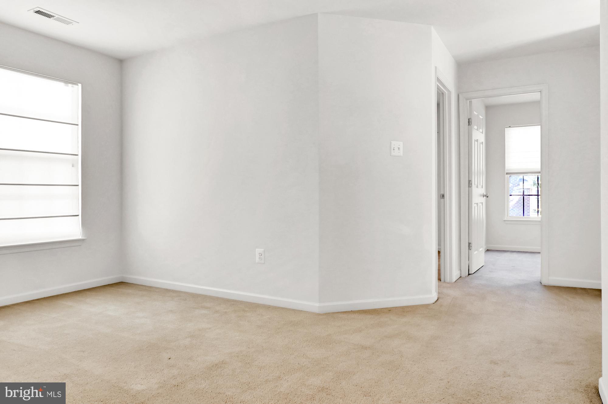 708 MacDill Road Baltimore, MD 21220 - Photo 16 of 34 Upper Level hallway