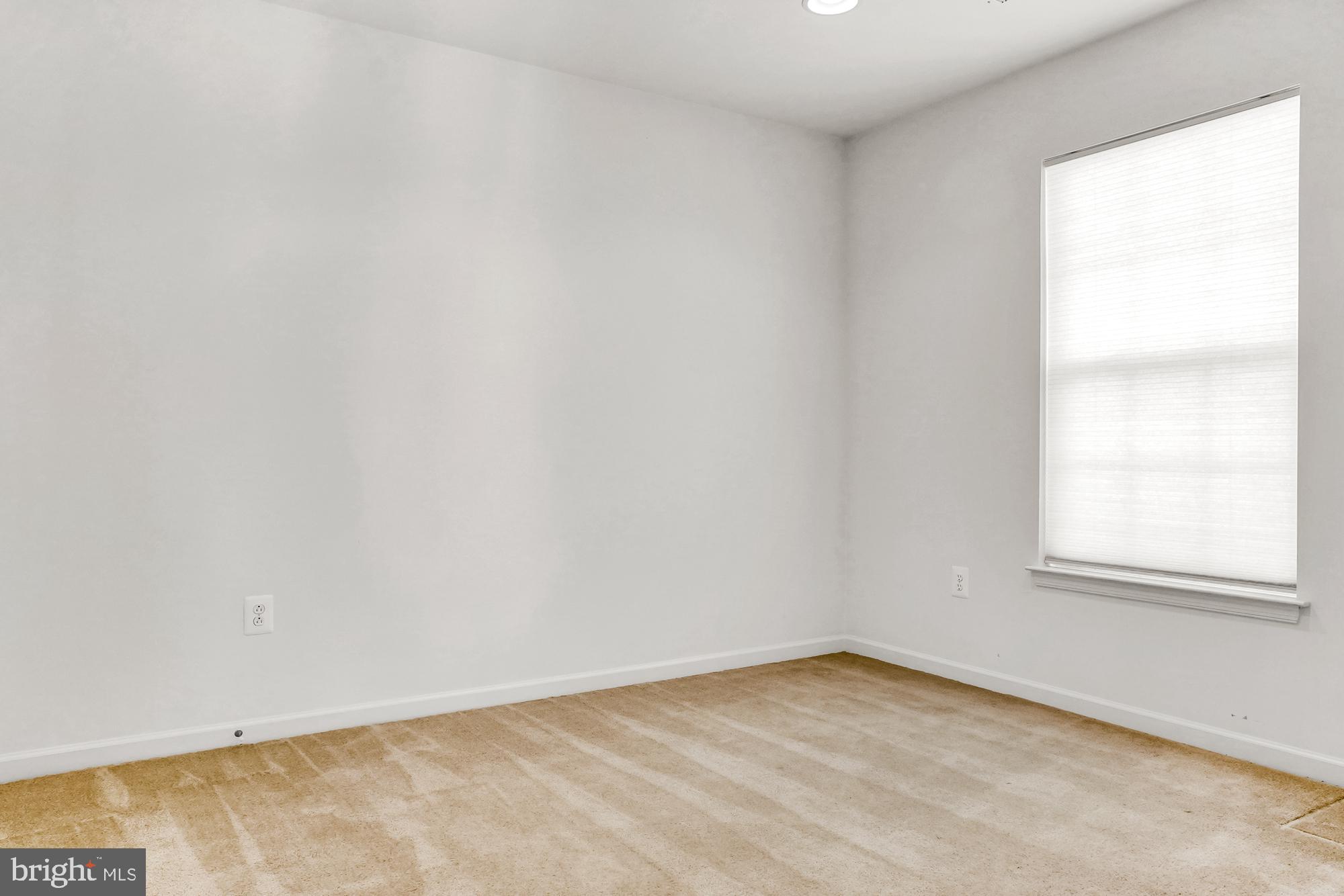 708 MacDill Road Baltimore, MD 21220 - Photo 27 of 34 Bedroom 3