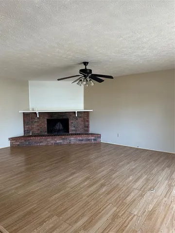 a view of a livingroom with a fireplace