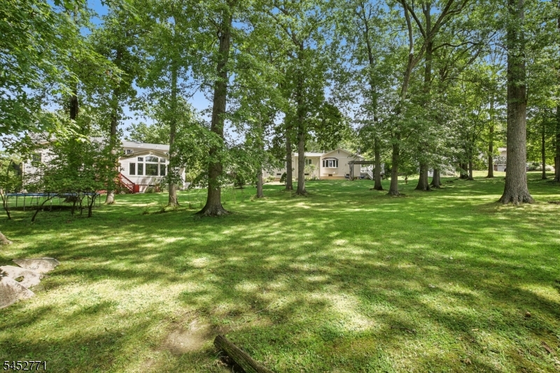9 Burlington Road Livingston, NJ 07039 - Photo 23 of 24 Gallery Image 23
