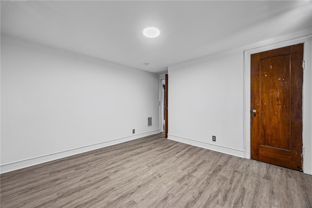 106 Dorset Street Rochester, NY 14609 - Photo 22 of 30