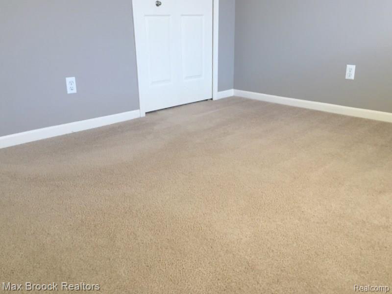 1092 Faulkner, Unit 63 Troy, MI 48083 - Photo 20 of 42