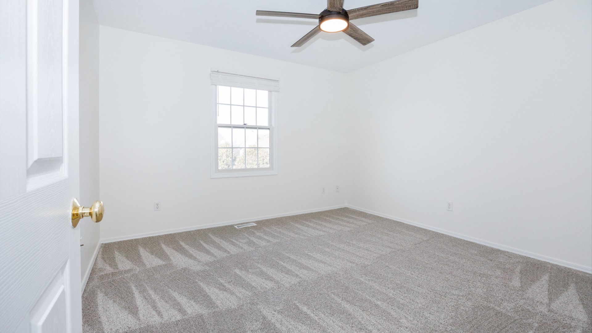 38 Rounds Road Bloomington, IL 61704 - Photo 18 of 30 Gallery Image 18