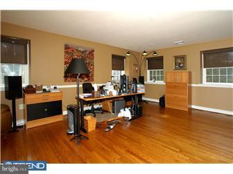 1521 Scrope Road Rydal, PA 19046 - Photo 8 of 12