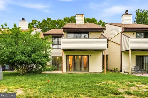 $164,135 | 18 East Daisy Lane, Unit A, Mount Laurel, NJ 08054