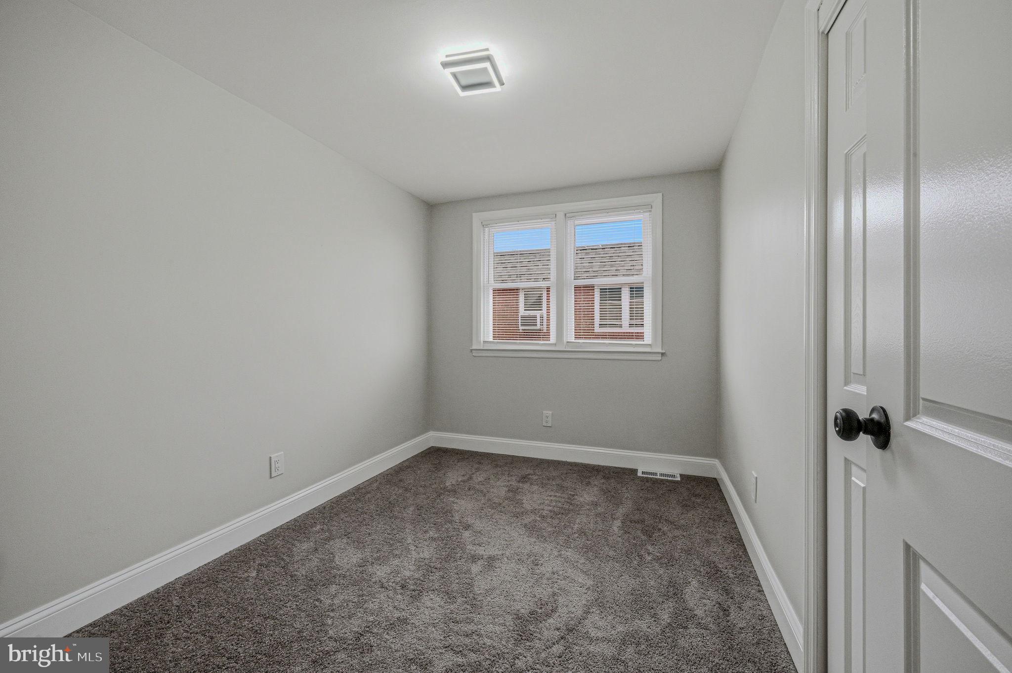 421 Poplar Street Sharon Hill, PA 19079 - Photo 19 of 35