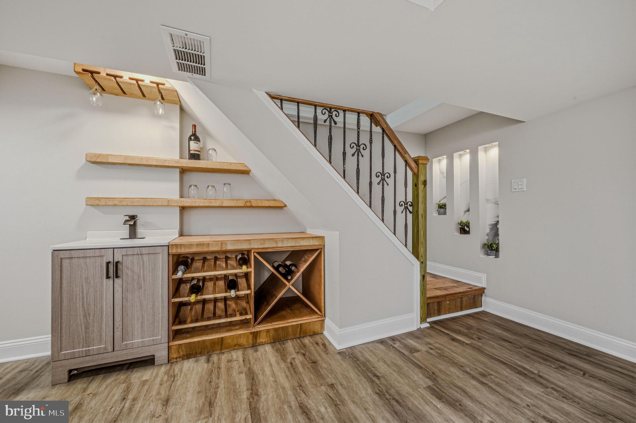 421 Poplar Street Sharon Hill, PA 19079 - Photo 29 of 35