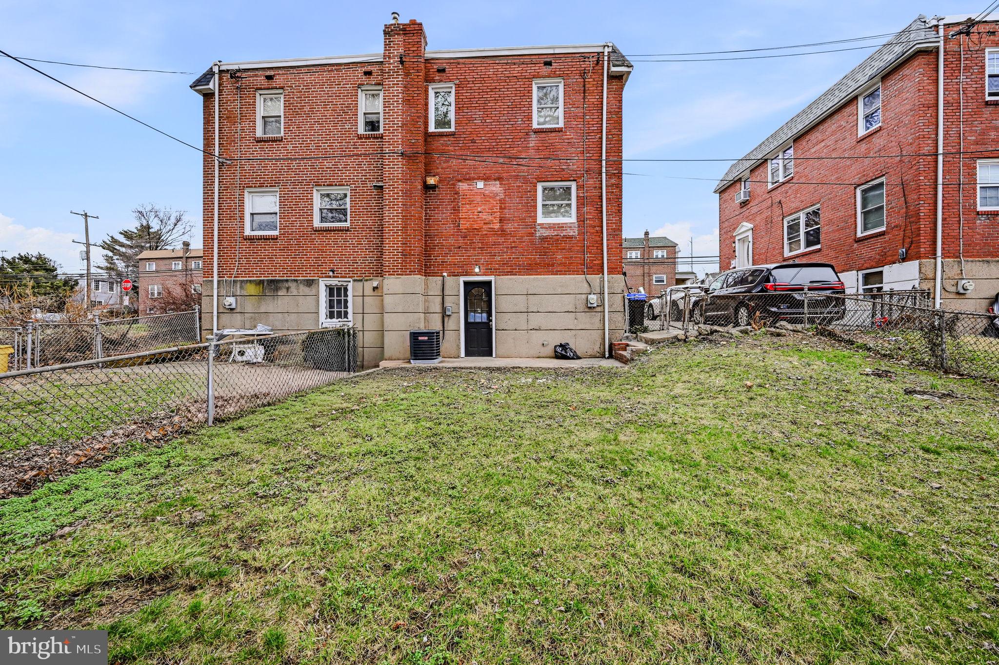 421 Poplar Street Sharon Hill, PA 19079 - Photo 32 of 35
