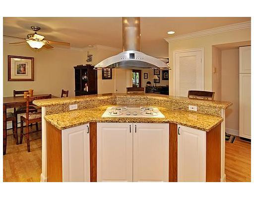 104 South Gordon Road Fort Lauderdale, FL 33301 - Photo 7 of 16 Kitchen