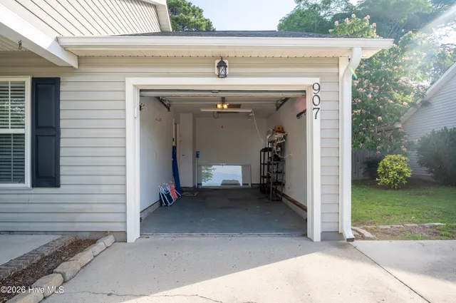 $3,000 | 907 Brewster Lane, Wilmington, NC 28412