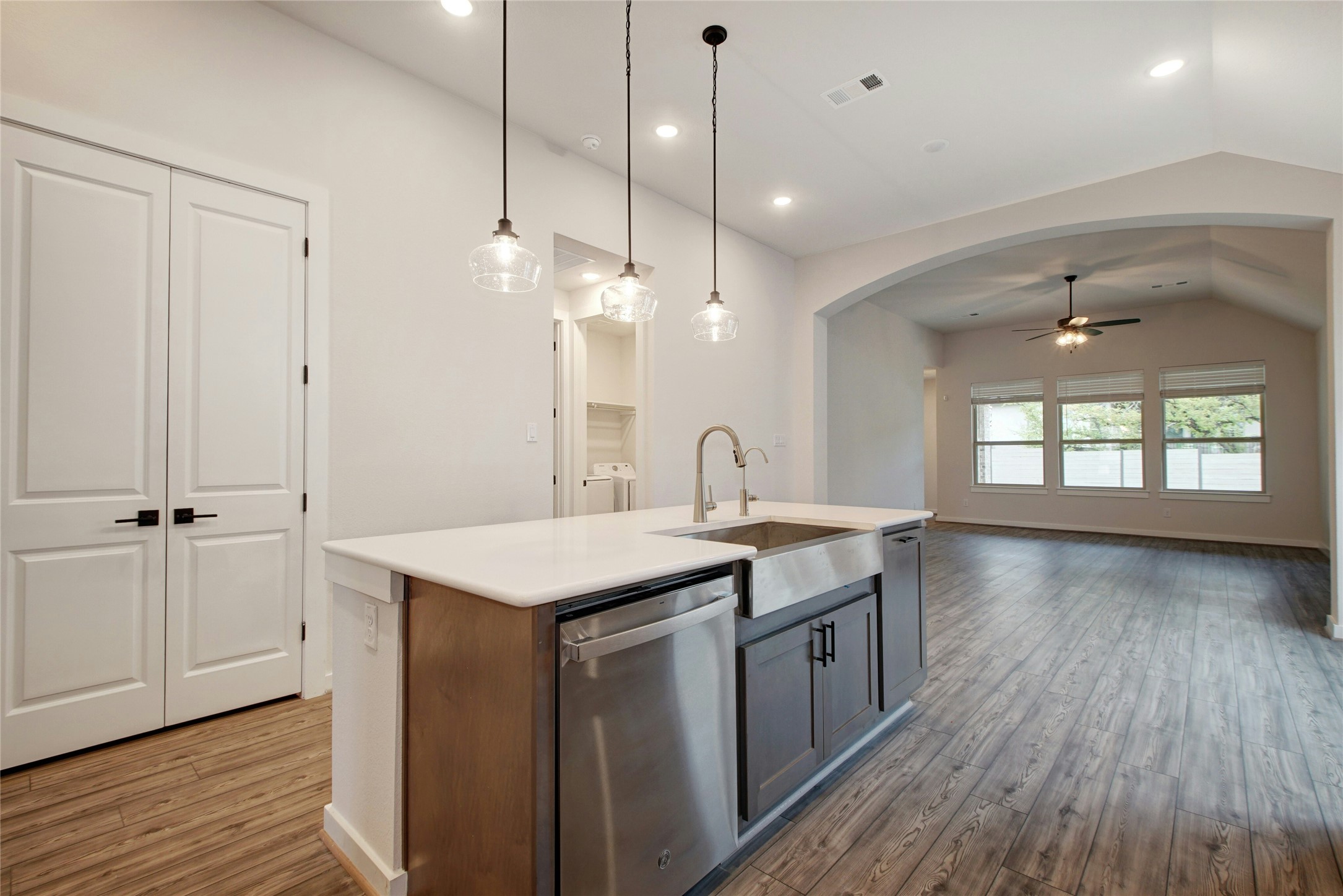 633 Pecan Bottom Trail Georgetown, TX 78628 - Photo 14 of 38