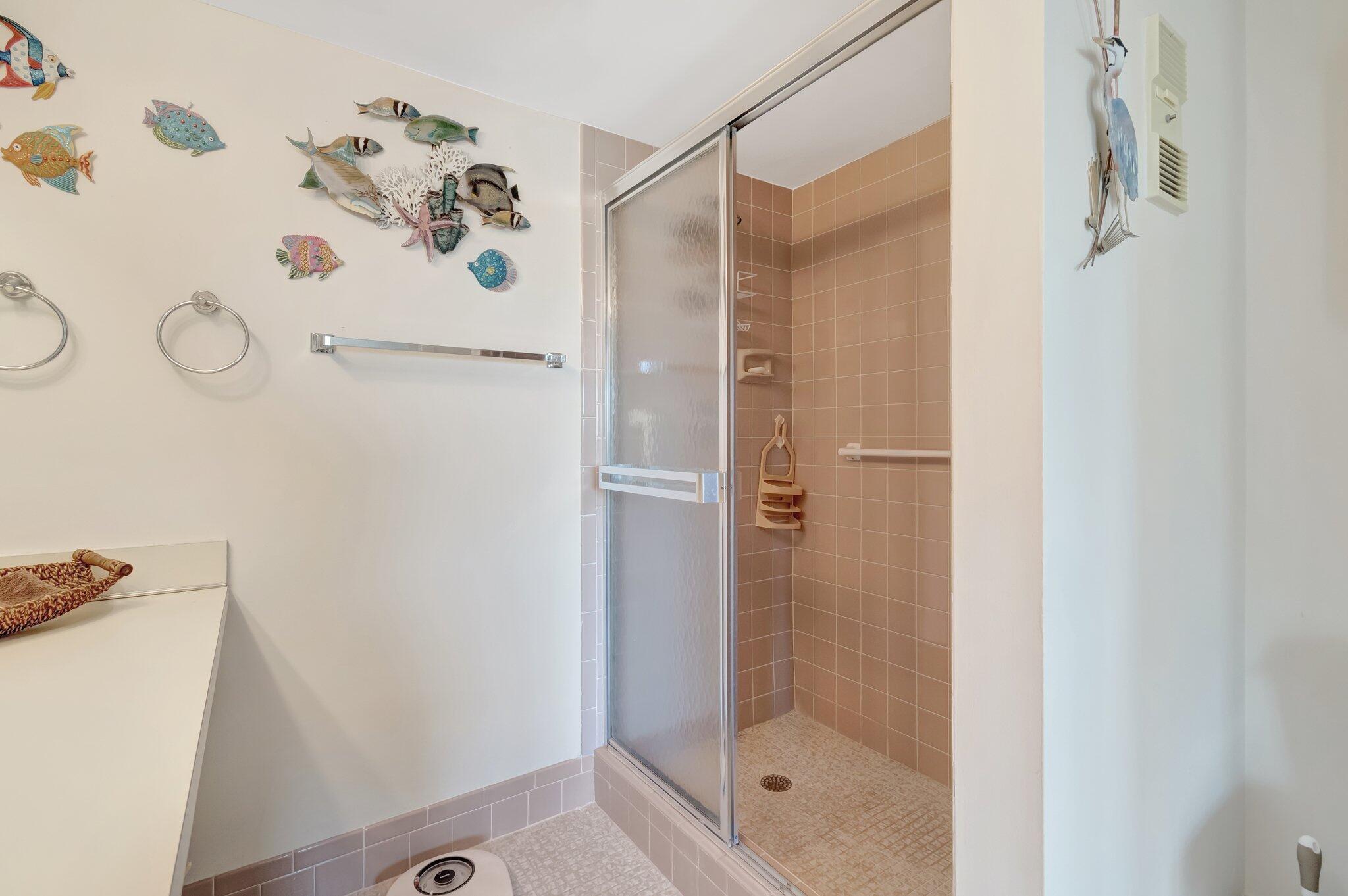 14425 Strathmore Lane, Unit 304 Delray Beach, FL 33446 - Photo 28 of 76 36-web-or-mls-DSC_1154