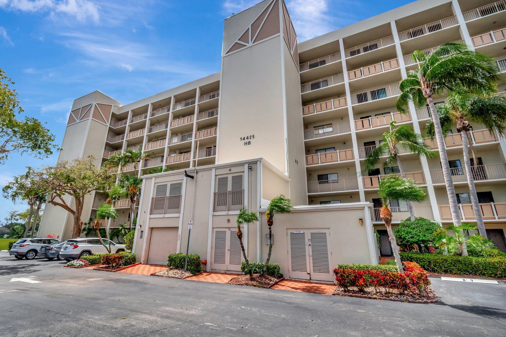 14425 Strathmore Lane, Unit 304 Delray Beach, FL 33446 - Photo 41 of 76 4-web-or-mls-DSC_0874