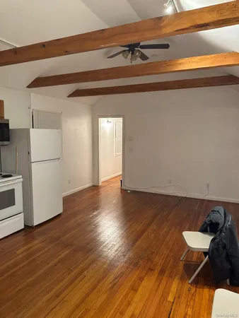 $2,100 | 198 South Street, Marlboro, NY 12542