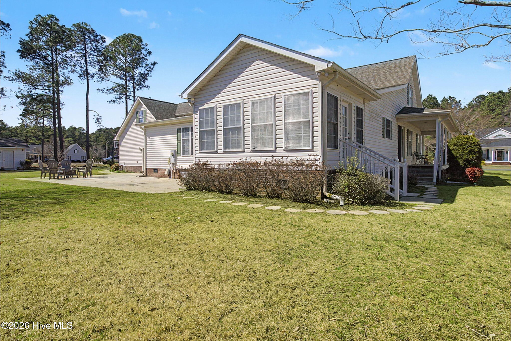 76 Wrexham Road Elizabethtown, NC 28337 - Photo 57 of 84 Spring virtual staging
