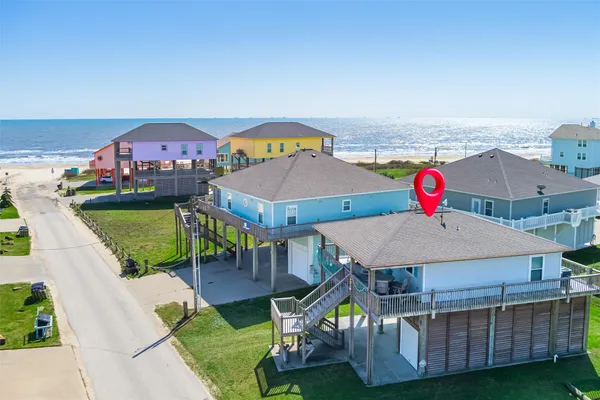 $339,000 | 981 South Stingaree Drive, Crystal Beach, TX 77650