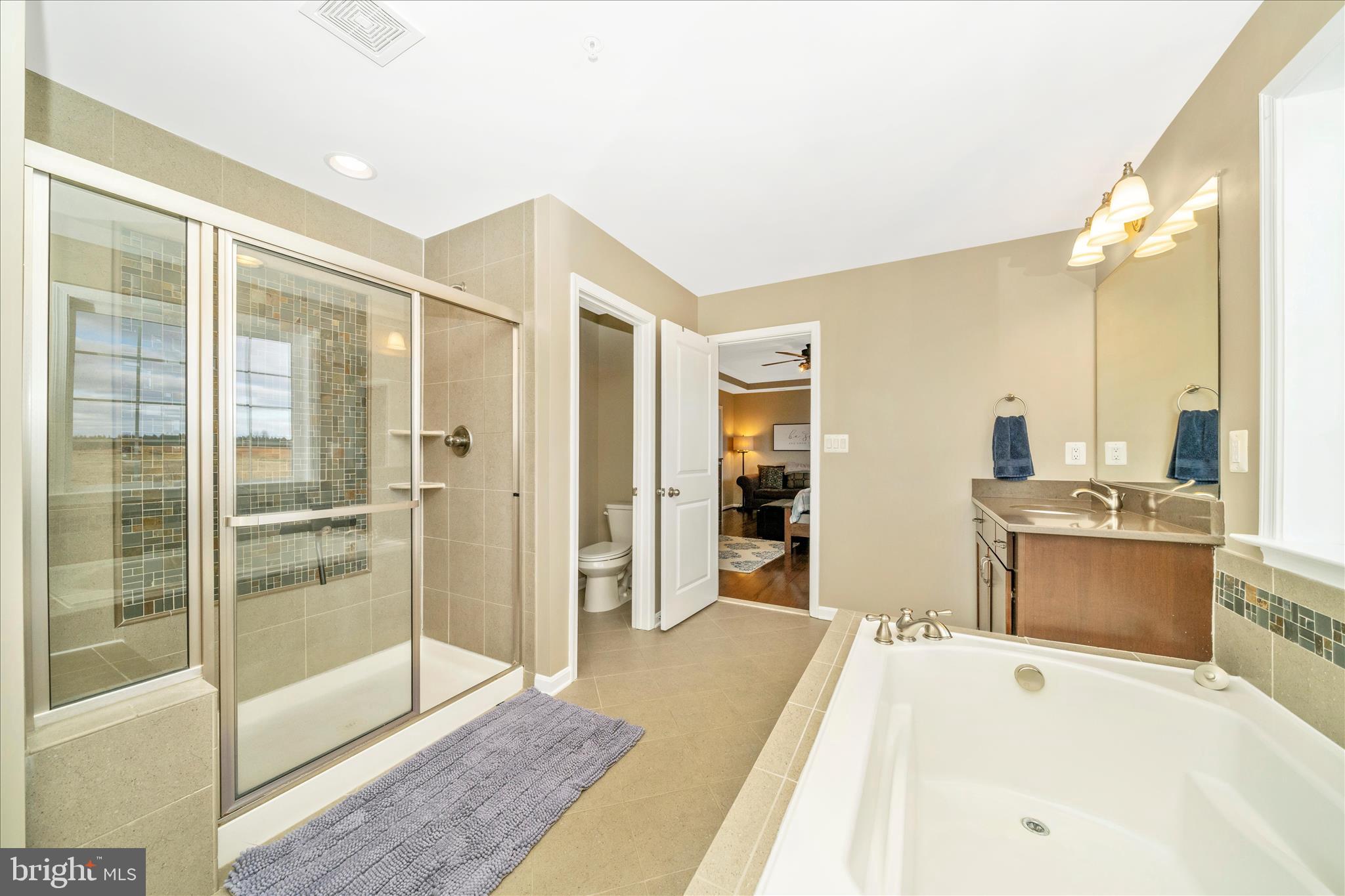 728 Holden Road Frederick, MD 21701 - Photo 35 of 78 Primary Bathroom