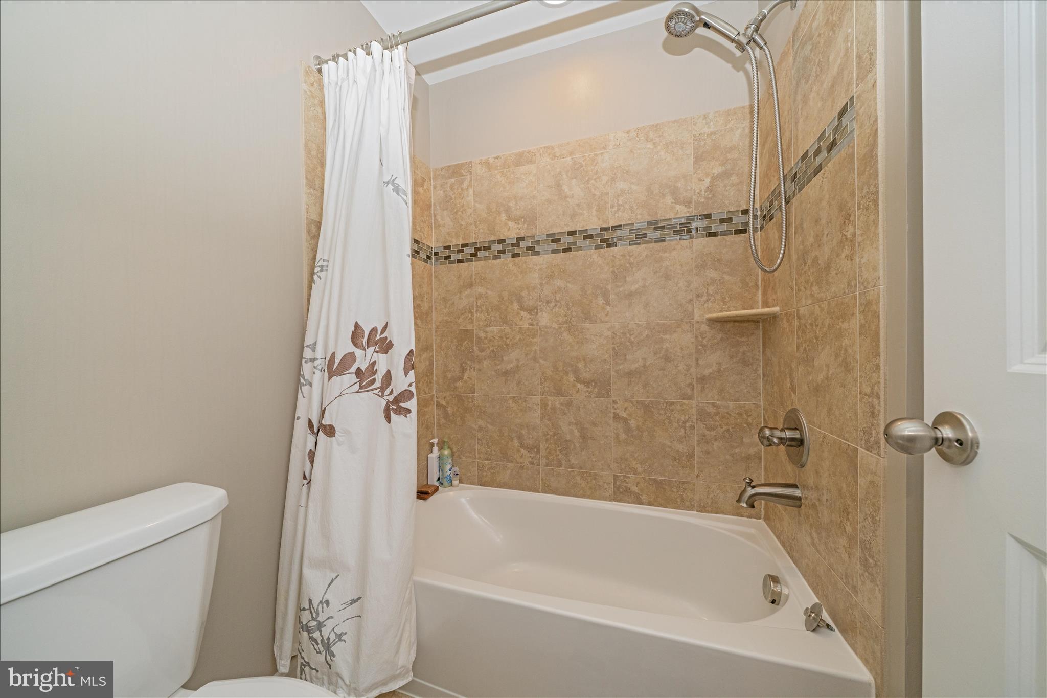 728 Holden Road Frederick, MD 21701 - Photo 42 of 78 Bathroom 2