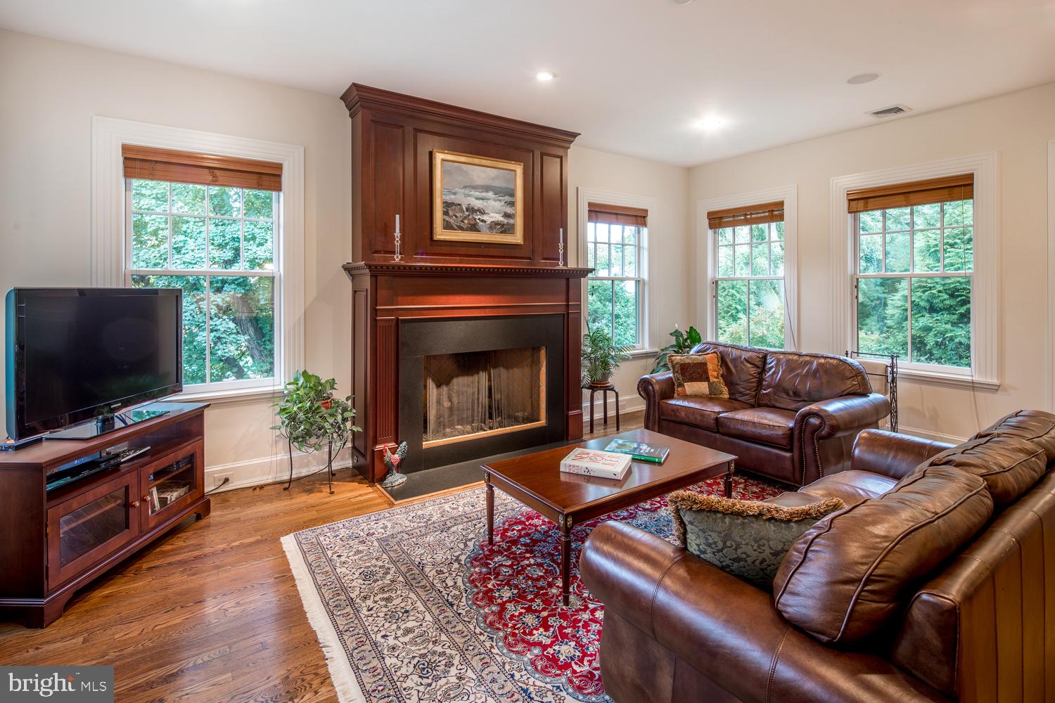 323 Fishers Road Bryn Mawr, PA 19010 - Photo 12 of 28 Gallery Image 12