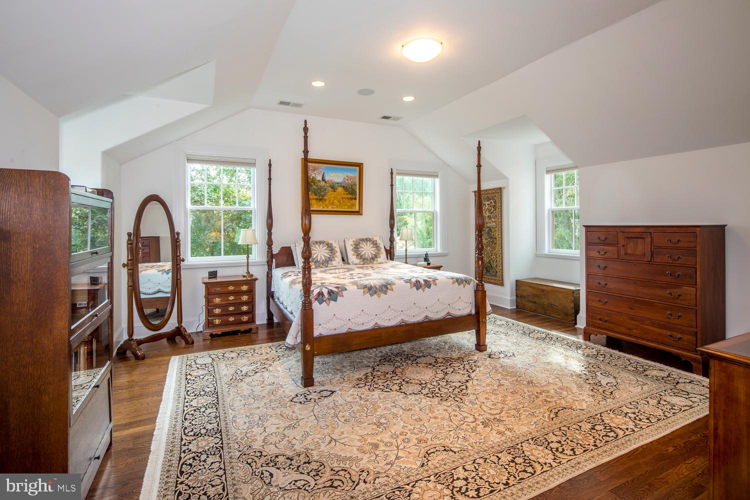 323 Fishers Road Bryn Mawr, PA 19010 - Photo 13 of 28 Gallery Image 13