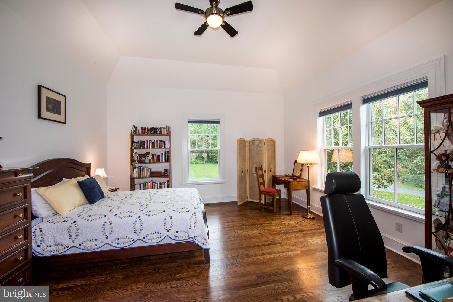 323 Fishers Road Bryn Mawr, PA 19010 - Photo 18 of 28 Gallery Image 18
