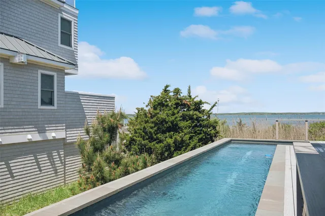 $10,000 | 846 Dune Road, Westhampton Beach, NY 11978