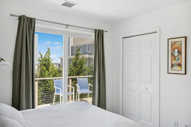 $10,000 | 846 Dune Road, Westhampton Beach, NY 11978