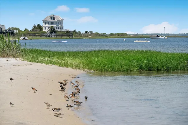 $10,000 | 846 Dune Road, Westhampton Beach, NY 11978