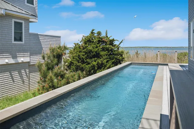 $10,000 | 846 Dune Road, Westhampton Beach, NY 11978