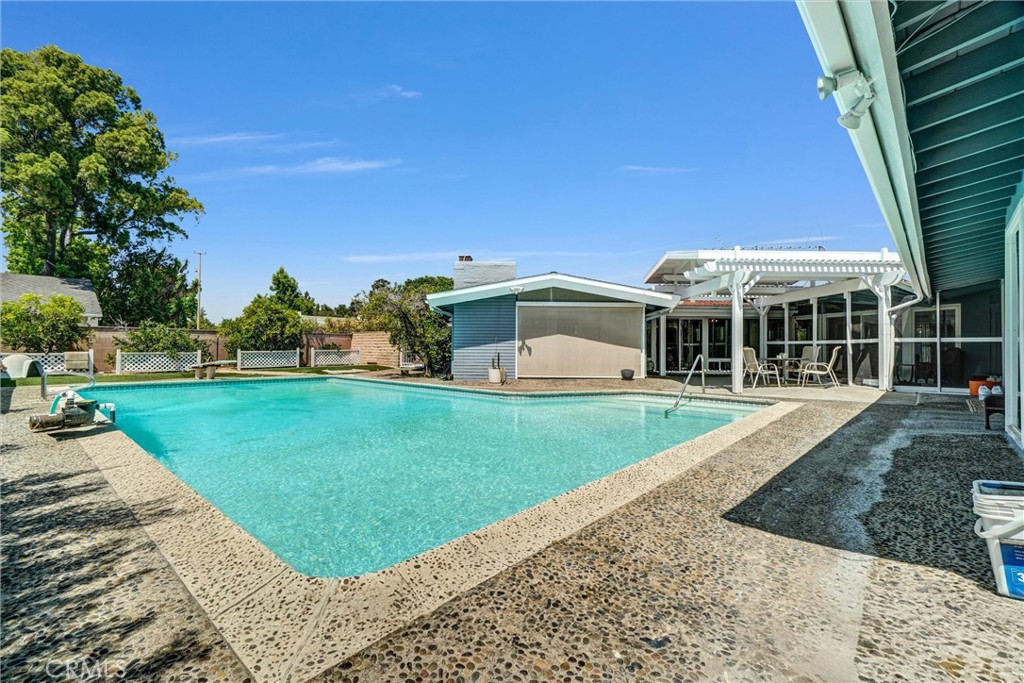 994 North Cleveland Street Orange, CA 92867 - Photo 36 of 53 a view of a house with a garden
