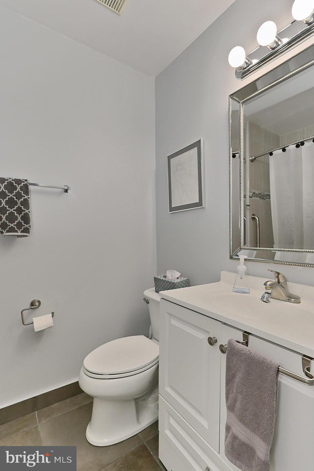 14805 Rydell Road, Unit 202 Centreville, VA 20121 - Photo 23 of 33 Gallery Image 23