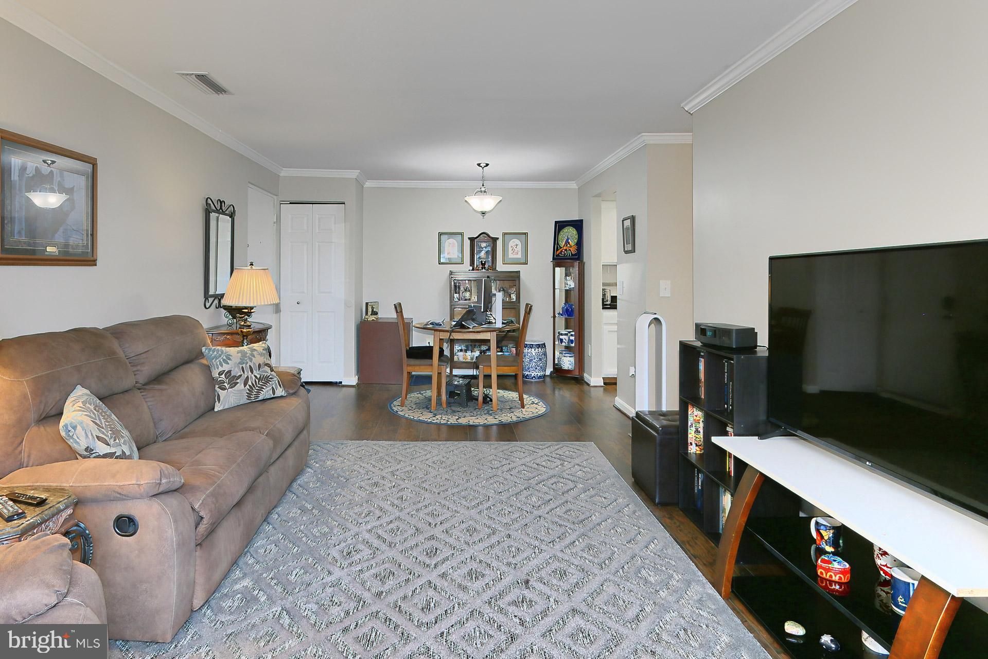 14805 Rydell Road, Unit 202 Centreville, VA 20121 - Photo 10 of 33 Gallery Image 10