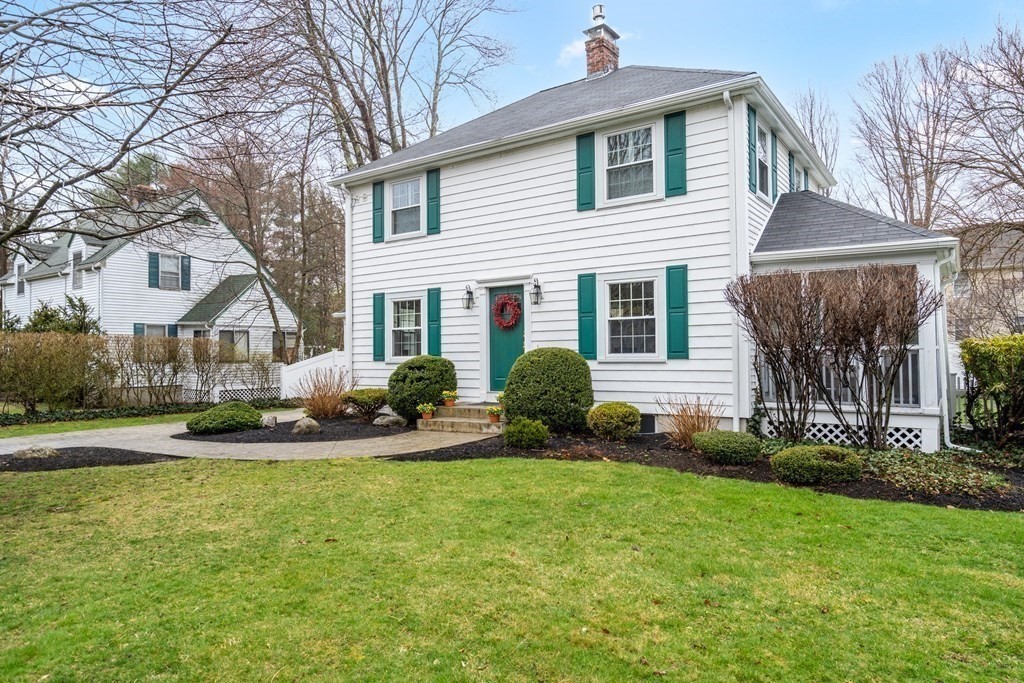 12 Cottonwood Road Wellesley, MA 02482 - Photo 2 of 34 Gallery Image 2