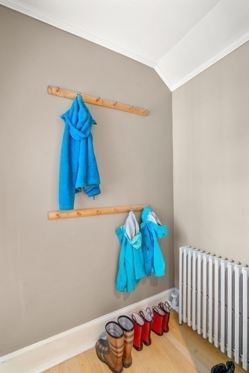 12 Cottonwood Road Wellesley, MA 02482 - Photo 4 of 34 Gallery Image 4