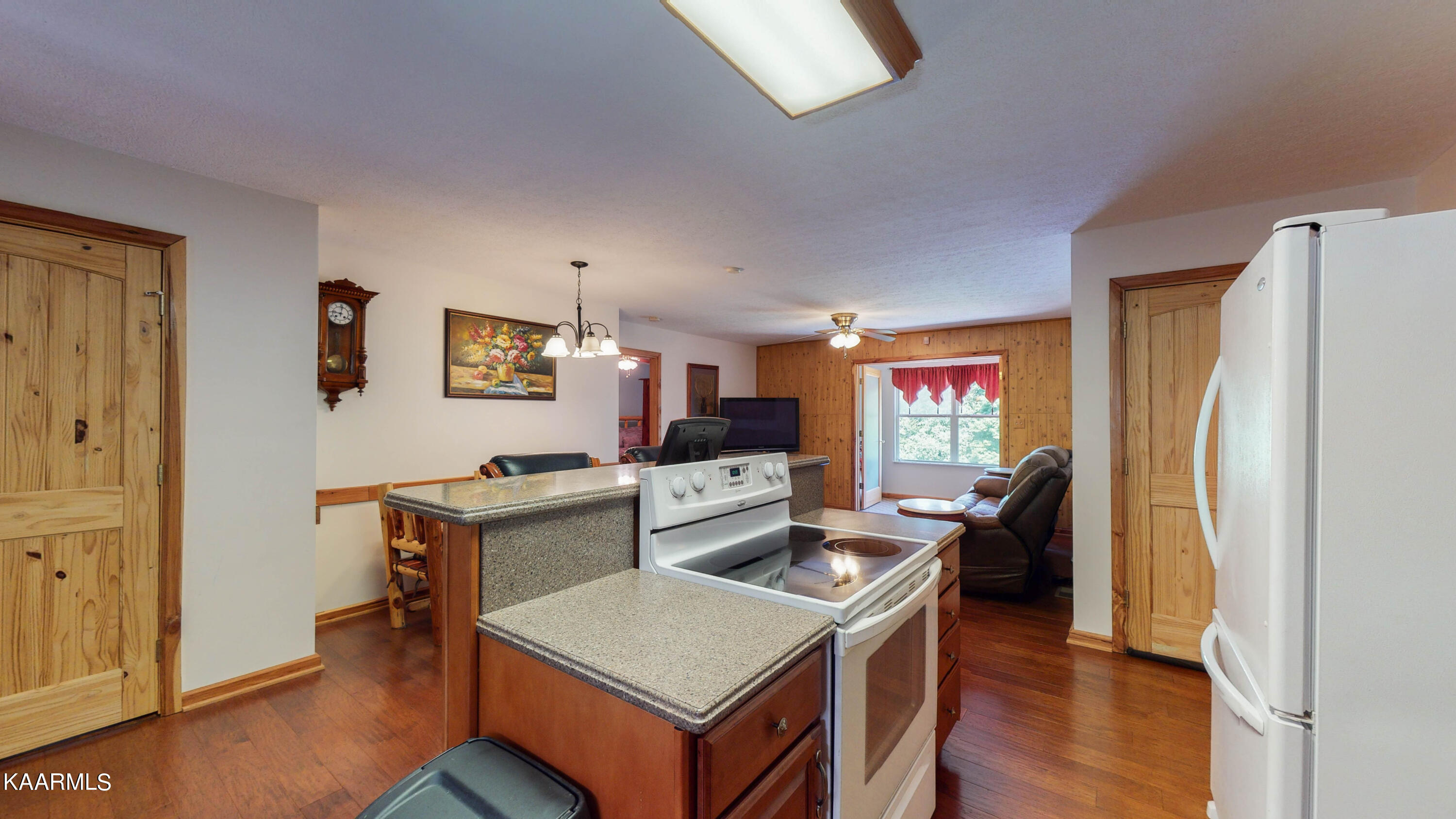 290 Bridges Road Heiskell, TN 37754 - Photo 9 of 20 290-Bridges-Rd-06182022_095542