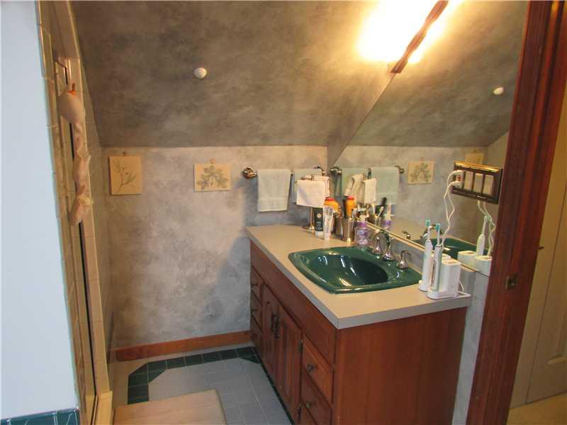 4441 Stilley Road Whitehall, PA 15227 - Photo 16 of 25 Master Bath/Spa.