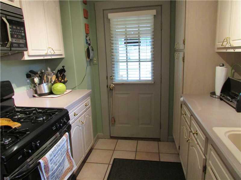 4441 Stilley Road Whitehall, PA 15227 - Photo 5 of 25 Kitchen.
