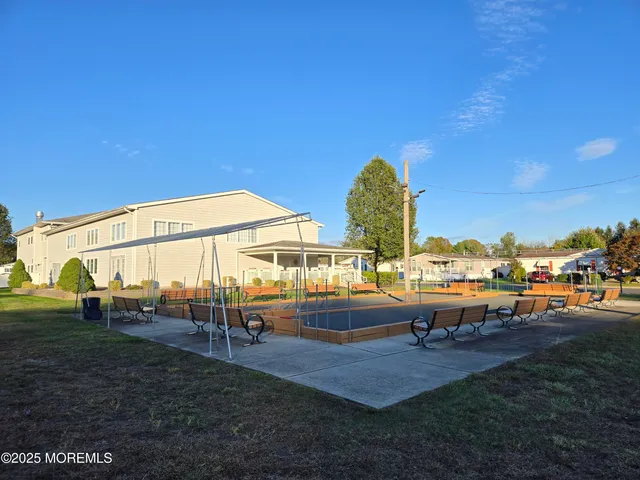 a view of outdoor space yard and patio