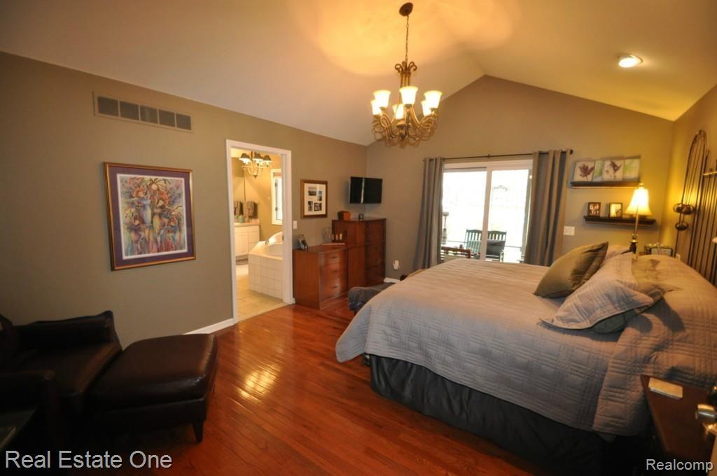 1651 North Livernois Road Rochester, MI 48306 - Photo 10 of 30 11.jpg